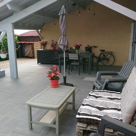 Duo Pradere Avec Piscine Apartment Virazeil Exterior photo
